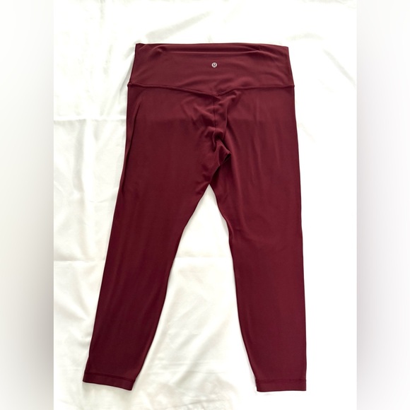 Lululemon Align High-Rise Pant 25"
Red Merlot 14 - Picture 6 of 10